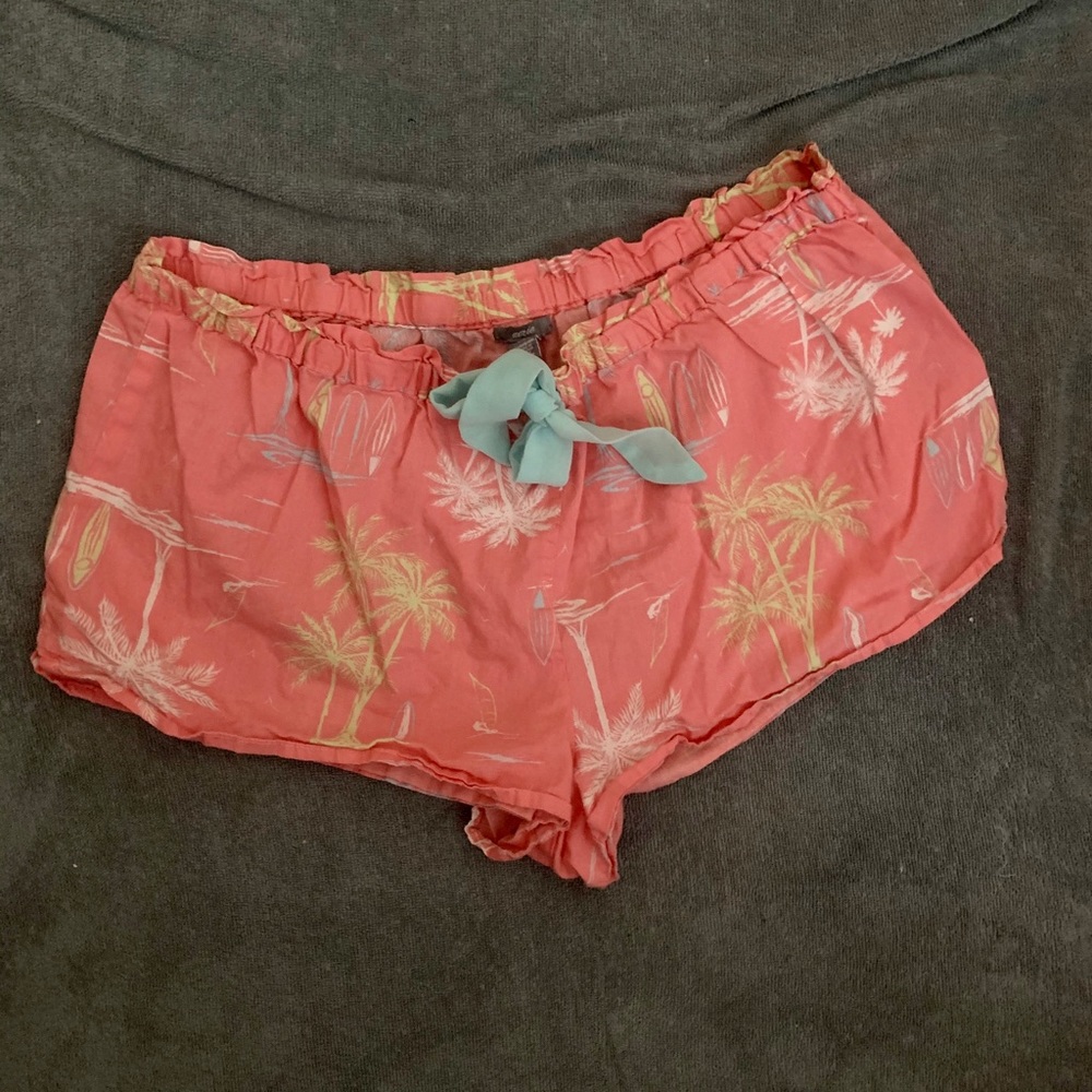 EUC Large Aerie Shorts